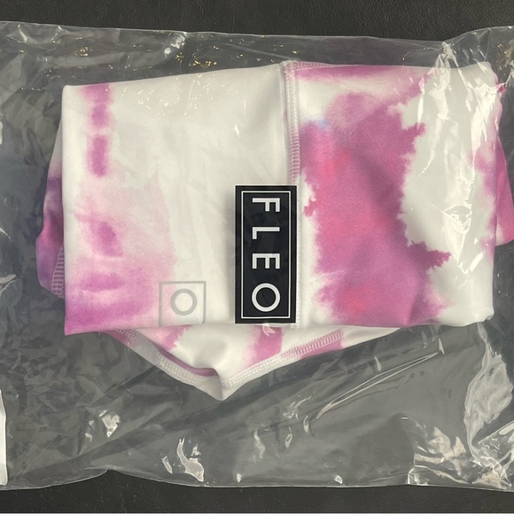 ππ½ββοΈNWT FLEO Pink and Purple Ink Stripe on White XL Workout Shorts THCππ½ββοΈ - Picture 9 of 12